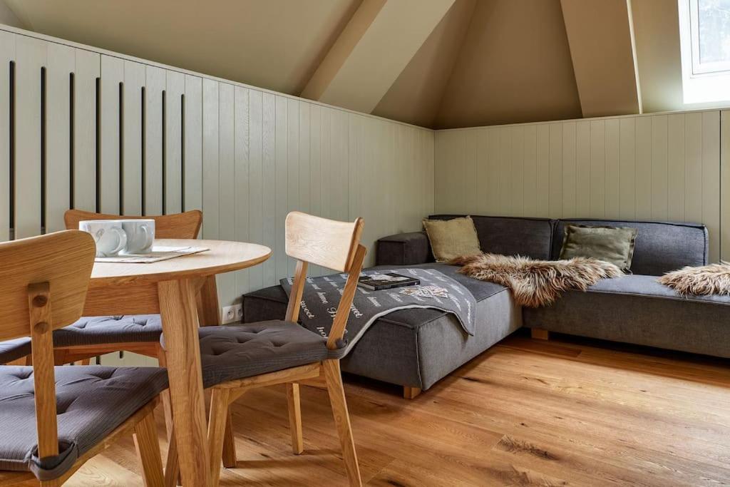 Brand New Mountain Studio & Balcony ハルラホフ エクステリア 写真
